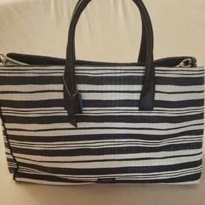 COACH Tote